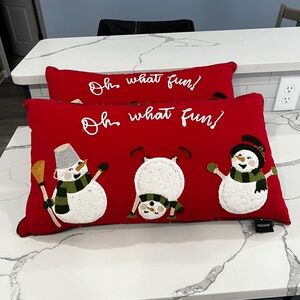 Envogue Holiday Snowman Throw Pillows Embroided White Snowmen Christmas, red